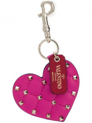 Брелок для ключей в форме сердца с отделкой Rockstud Valentino. Цвет: розовый