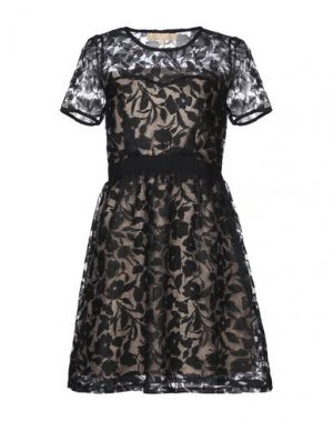 Короткое платье BONSUI. Цвет: черный