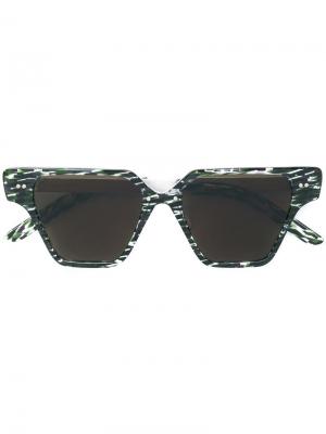 Солнцезащитные очки в квадратной оправе Delirious. Цвет: зеленый