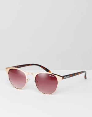 Солнцезащитные очки с круглой оправой персикового цвета Miss KG. Цвет: бежевый