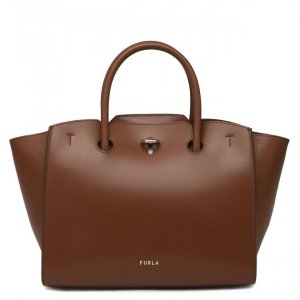 Дорожные и спортивные сумки Furla. Цвет: коричневый