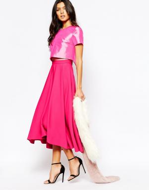 Короткое приталенное платье для выпускного с пышной асимметричной юбко Fame and Partners. Цвет: розовый