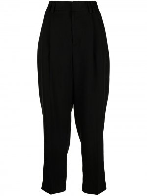 Зауженные брюки со складками Pt01. Цвет: черный