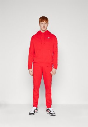 Спортивный костюм CLUB SUIT , цвет university red/white Nike Sportswear