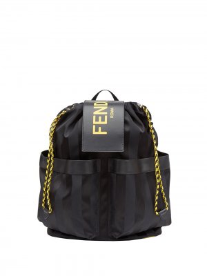 Полосатый рюкзак с логотипом Fendi. Цвет: черный