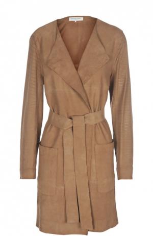 Замшевое пальто с поясом и накладными карманами Gerard Darel. Цвет: коричневый
