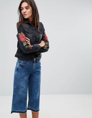 Узкая джинсовая куртка с цветочной вышивкой Kubban. Цвет: черный