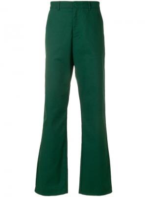 Расклешенные брюки в стиле casual Napa By Martine Rose. Цвет: зеленый
