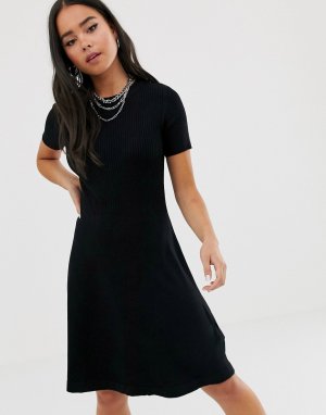 Трикотажное платье с короткими рукавами -Черный Noisy May