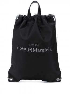 Рюкзак с кулиской и логотипом Maison Margiela. Цвет: черный