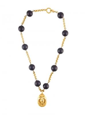Ожерелье с жемчужными бусинами Chanel Vintage. Цвет: металлический