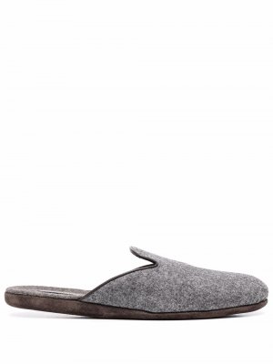 Almond-toe leather slippers Corneliani. Цвет: серый