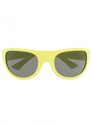 Солнцезащитные очки в массивной оправе Retrosuperfuture. Цвет: желтый