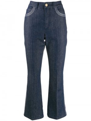 Расклешенные джинсы с контрастной строчкой Escada